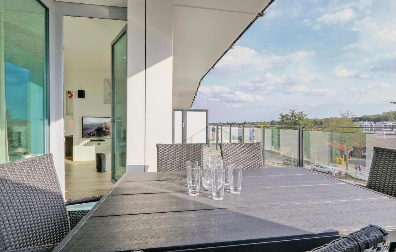 2 Bedroom Stunning Apartment In Luebeck Travemuende Extérieur photo