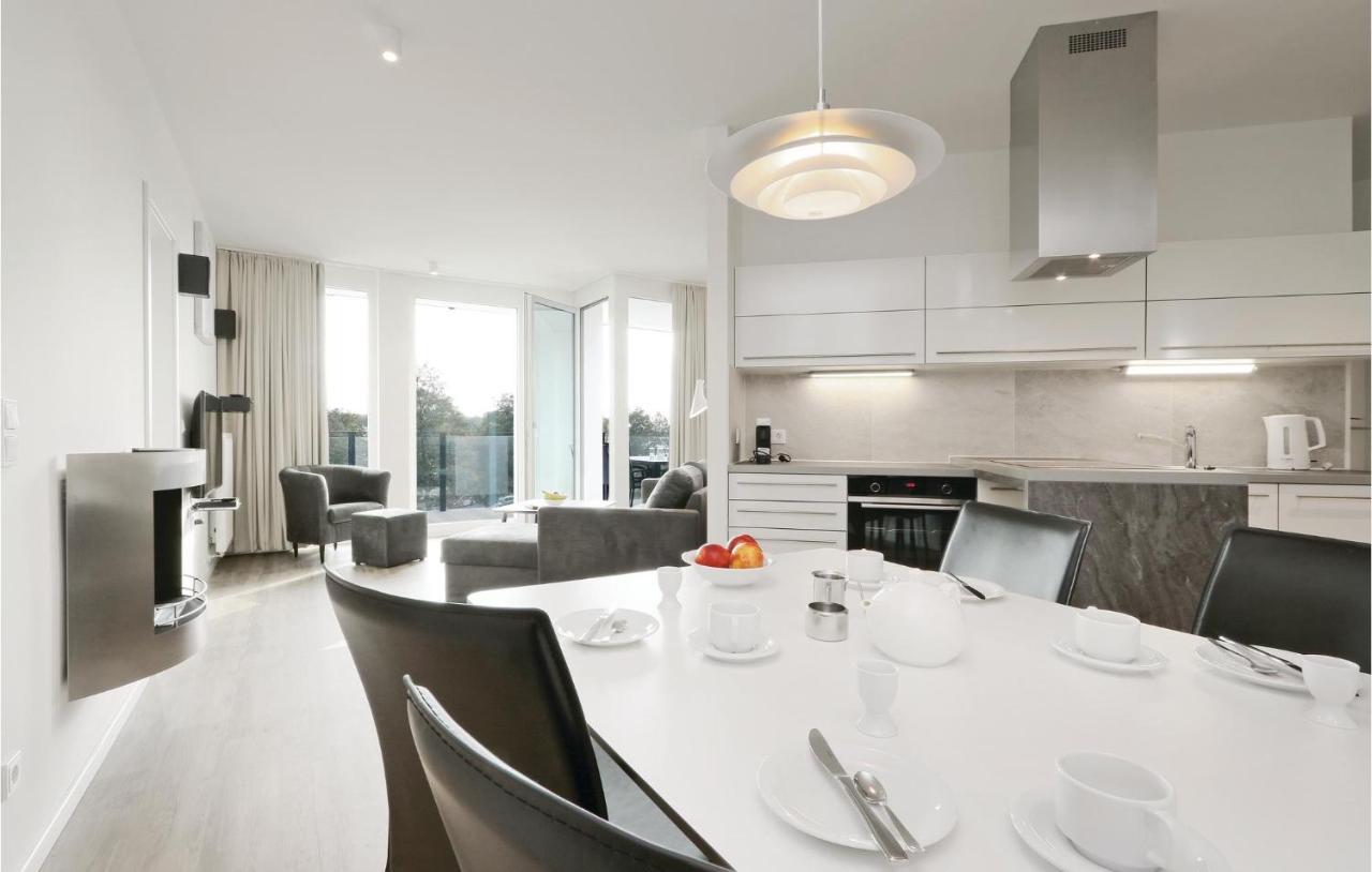 2 Bedroom Stunning Apartment In Luebeck Travemuende Extérieur photo